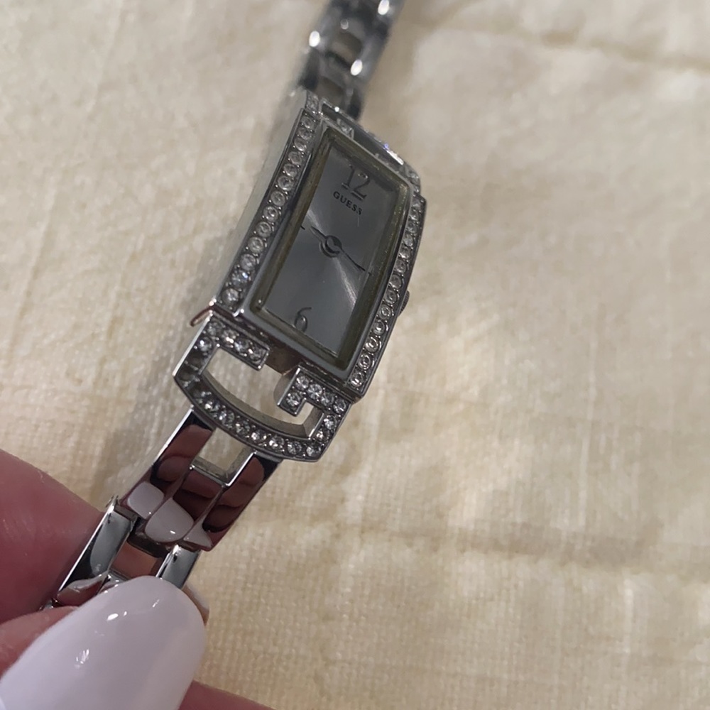 Guess Watch - Picture 4 of 6